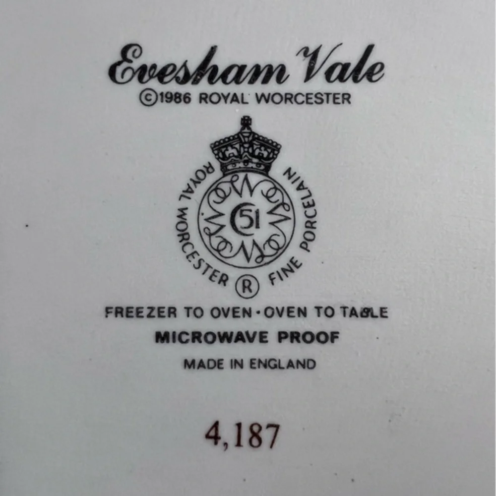 Vintage Discontinued Evesham Vale by ROYAL WORCESTER 10